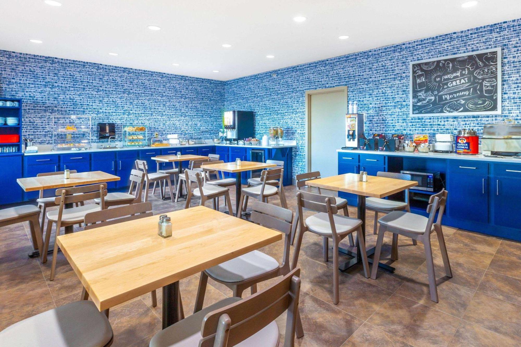 Americinn By Wyndham アイアンマウンテン エクステリア 写真