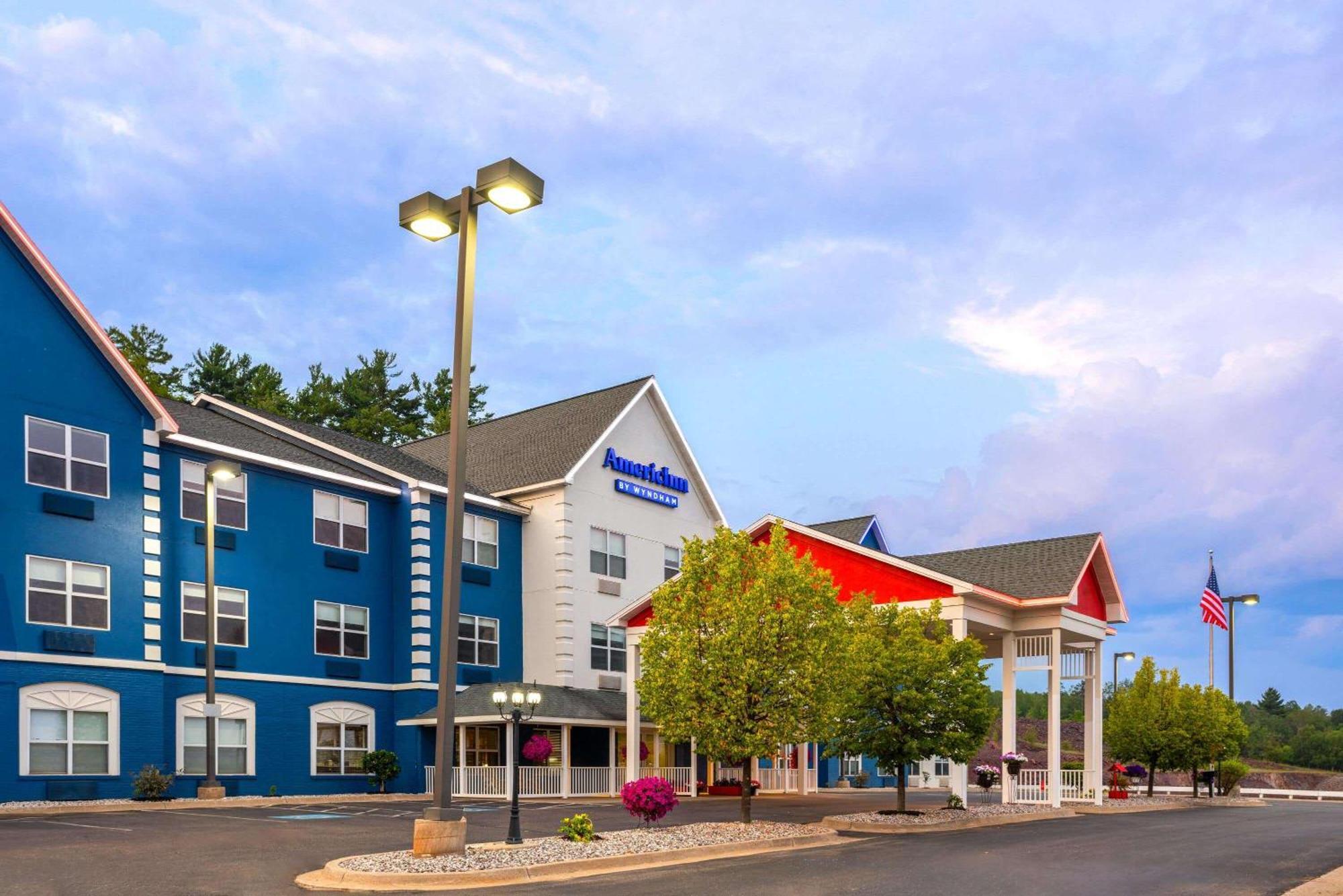 Americinn By Wyndham アイアンマウンテン エクステリア 写真